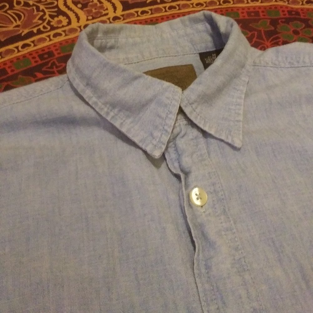 Gap denim long sleeve button down shirt